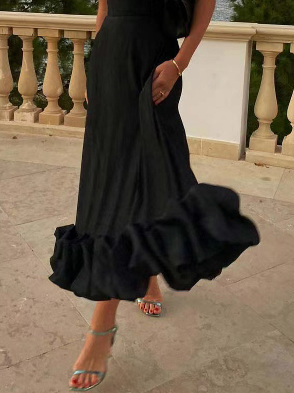 Areeba - Graceful Maxi Dress