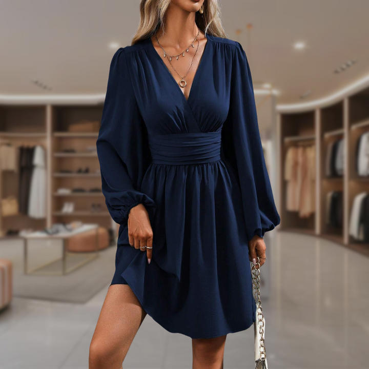 Lilly - Flattering Flowy Dress