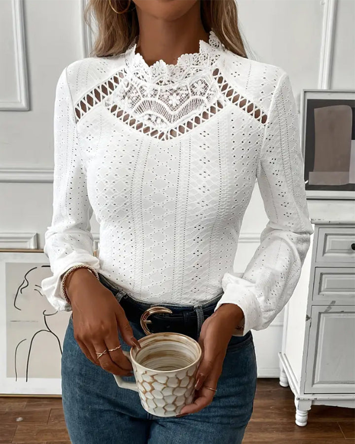 Collyra - Classic Lace Top