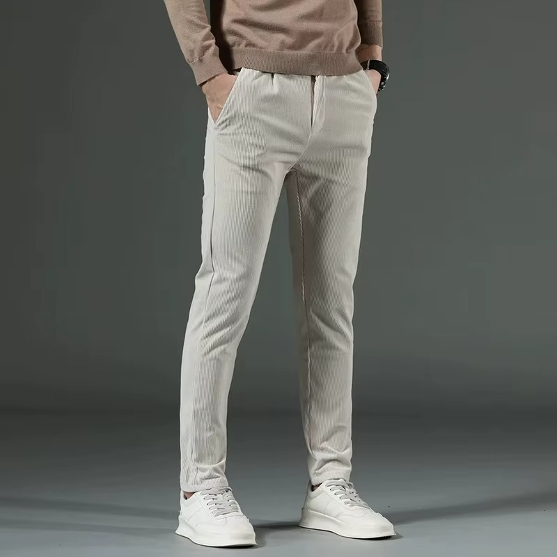 Amald - Classic Corduroy Chinos