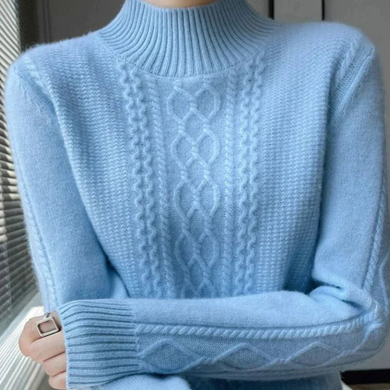 Amira - Cute Wool Turtleneck