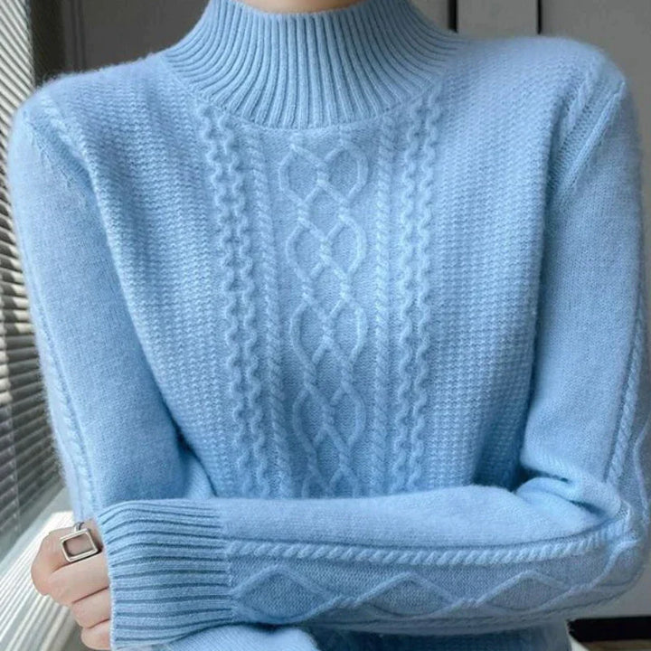 Amira - Cute Wool Turtleneck