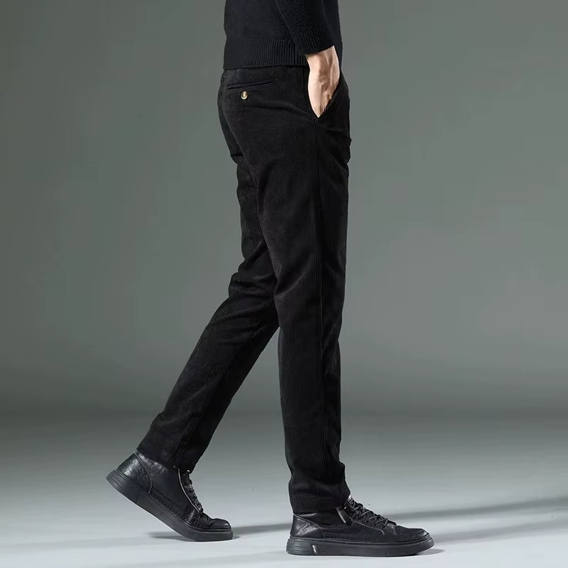 Amald - Classic Corduroy Chinos