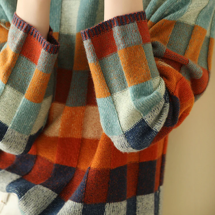 Eryn - Snug Geometric Sweater