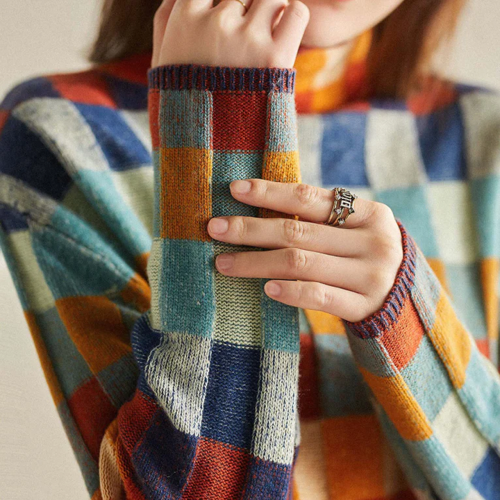 Eryn - Snug Geometric Sweater