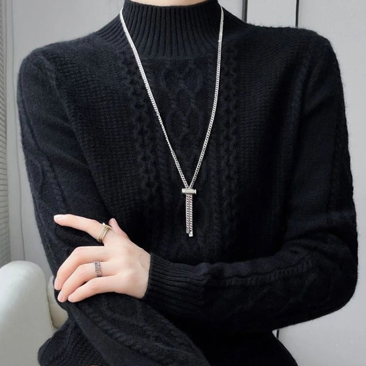 Amira - Cute Wool Turtleneck